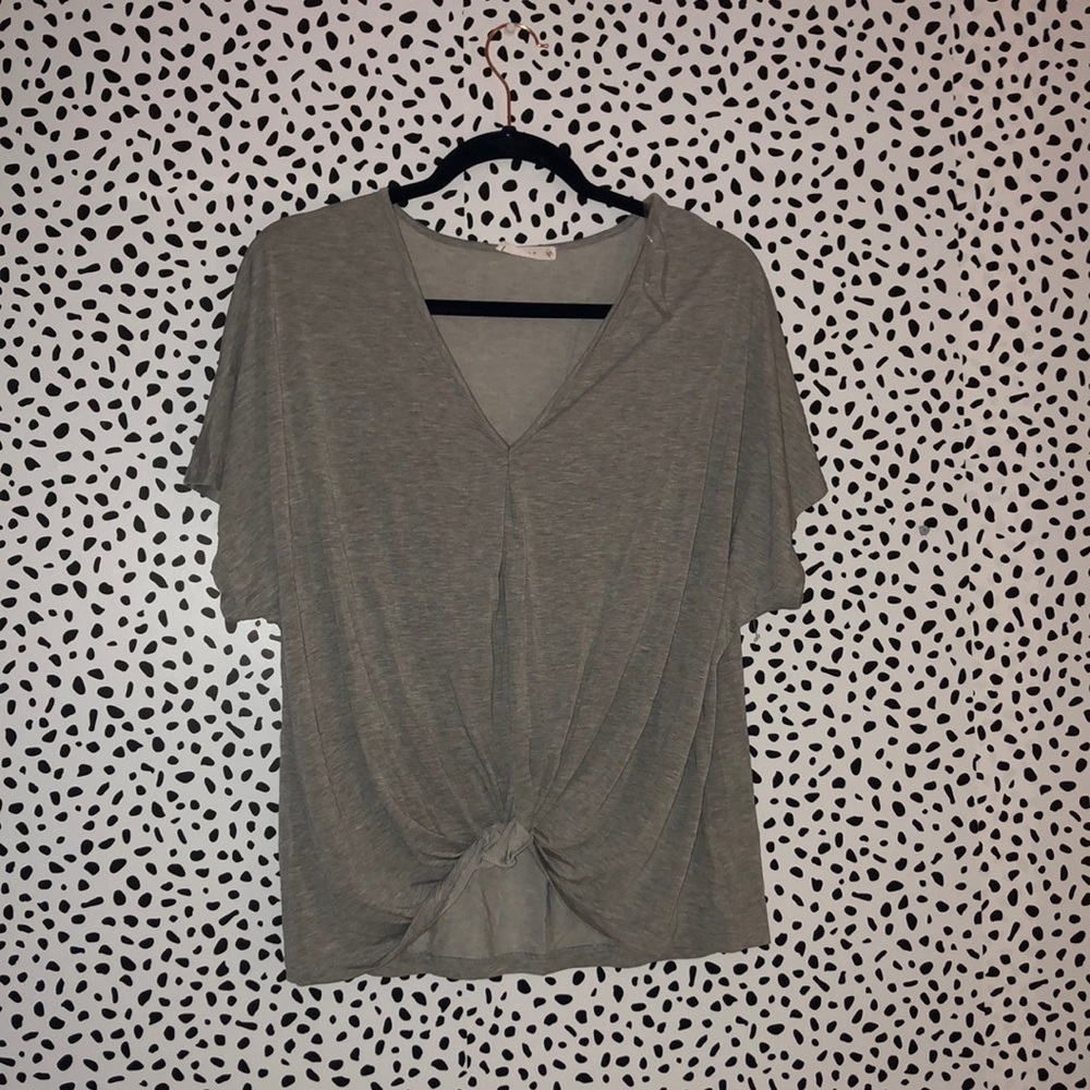 Lush gray short sleeve